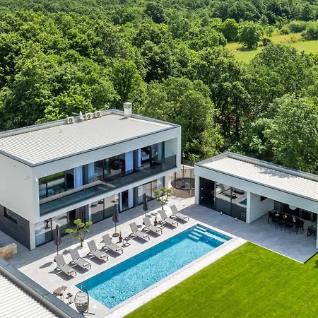 Avis By Istrialux Modrušani