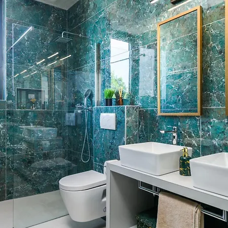 Avis By Istrialux * Modrušani