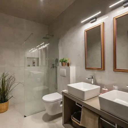 Avis By Istrialux Vila *