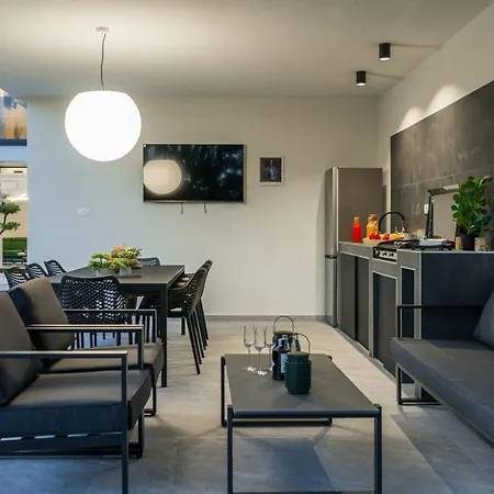 Vila Avis By Istrialux *