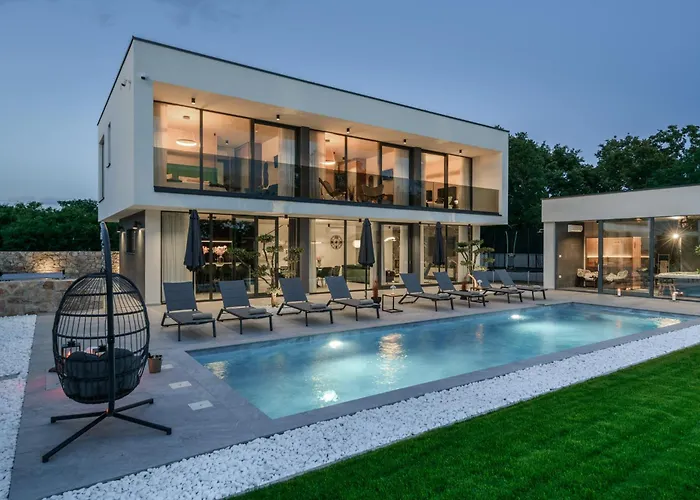 Avis By Istrialux Vila *